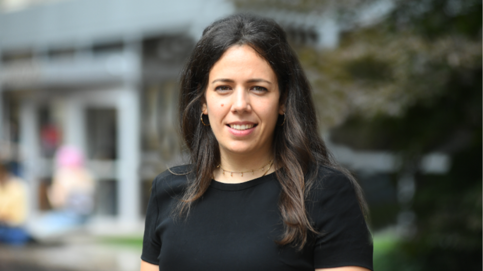 Image of Columbia theoretical physicist Ana Asenjo-Garcia