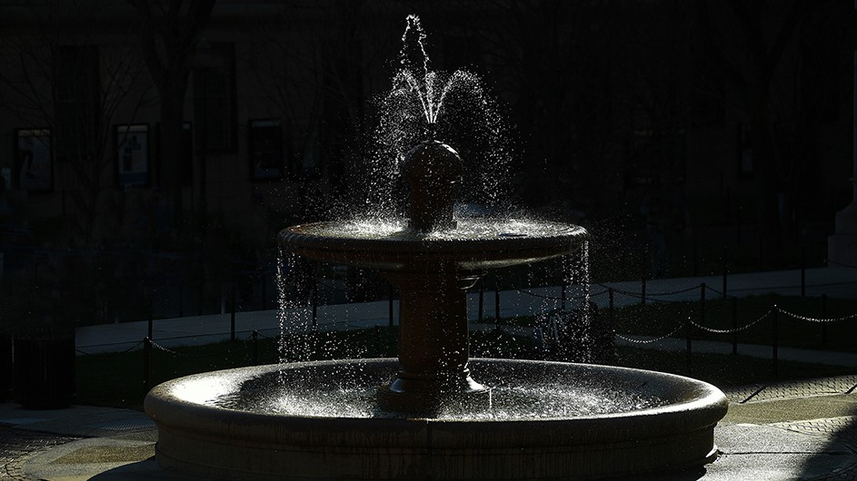 Low fountain on Columbia's Morningside campus