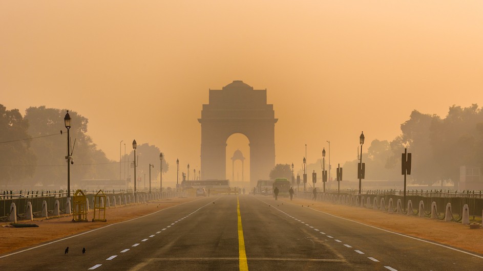 India Gate, New Delhi, January 2019, on a smoggy morning. New Delhi has the worst air pollution in the world. New Delhi, January 2019