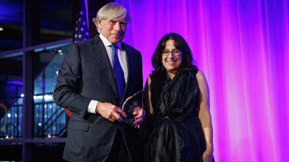 Columbia University School of General Studies Dean Lisa Rosen-Metsch presented the Peter J. Awn Lifetime Service Award to Columbia University President Lee C. Bollinger for his service in support of veterans and service members. (Photo: Sirin Samman) President Lee C. Bollinger and School of General Studies Dean Lisa Rosen-Metsch