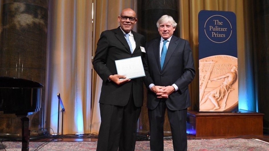 Jeffrey C. Stewart accepts the 2019 Pulitzer Prize for Biography from Columbia University President Lee C. Bollinger. Photo credit: Eileen Barroso Jeffrey Stewart and President Lee C. Bollinger