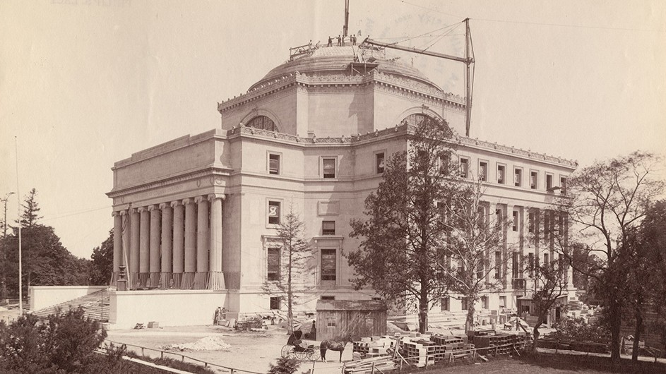 Photo courtesy University Archives. Low Library being constructed in 1896.