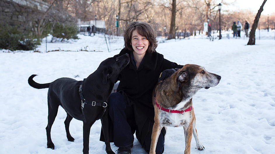 Alexandra Horowitz teaches courses in canine cognition, creative nonfiction writing, and audio storytelling (photo: Vegar Abelsnes). Barnard College, Columbia University Professor Alexandra Horowitz