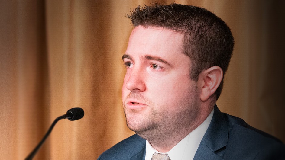 Christopher Munsell has over a decade of real estate experience in both the debt and equity sides of the business, and has structured and managed more than $3 billion in real estate across all asset types. Columbia University Professor Christopher Munsell