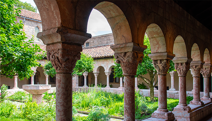 The Met Cloisters courtyard in full bloom.