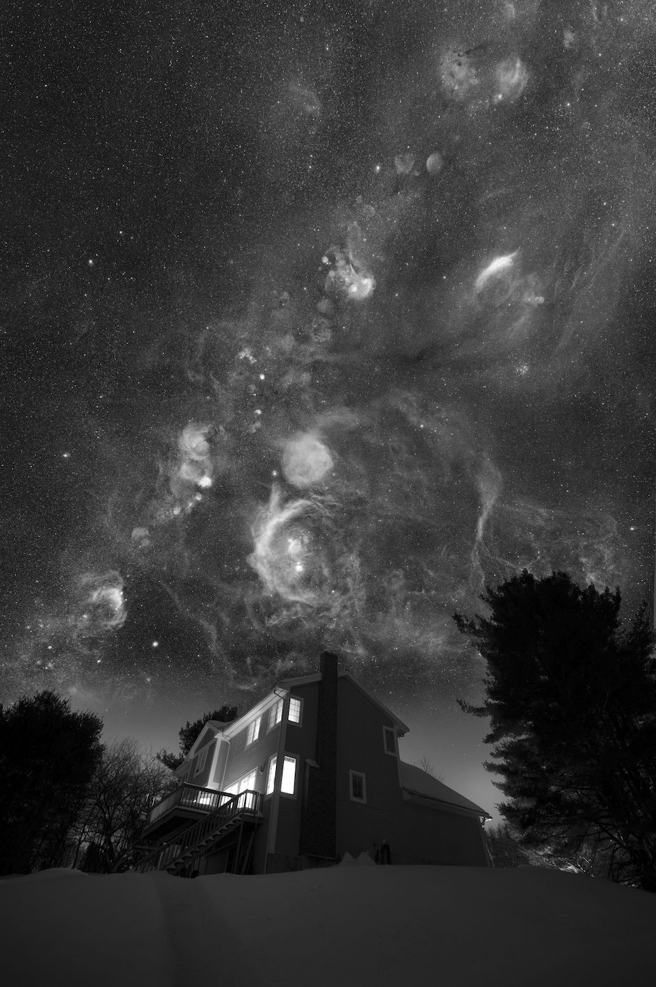 A composite image of what the night sky would look like if our eyes had deep H-alpha vision, taken from team member Dennis di Cicco’s house in Massachusetts. A composite image of what the night sky would look like if our eyes had deep H-alpha vision.