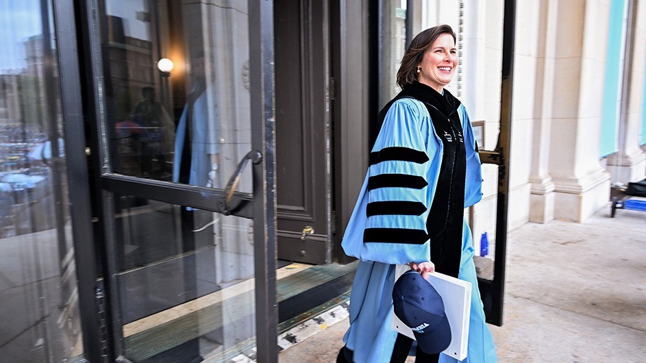 Claire Shipman heads out to address Commencement attendees