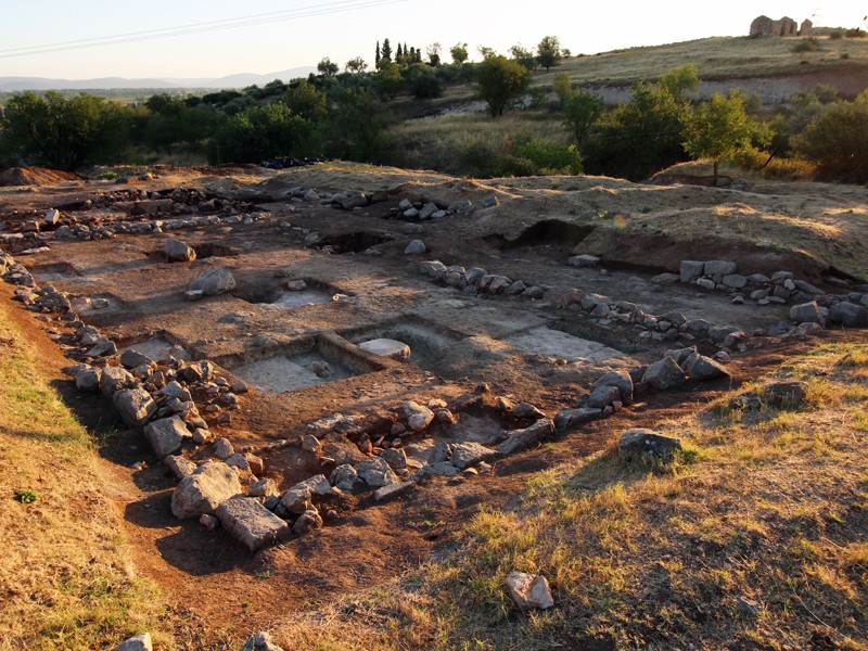 Professor Ioannis Mylonopoulos believes that the ancient city of Onchestos (the remains of which are only partially seen here) was comparable in size to better-known sites, such as Delphi or Olympia. Image Courtesy of © Onchestos Excavation Project Archaeological dig