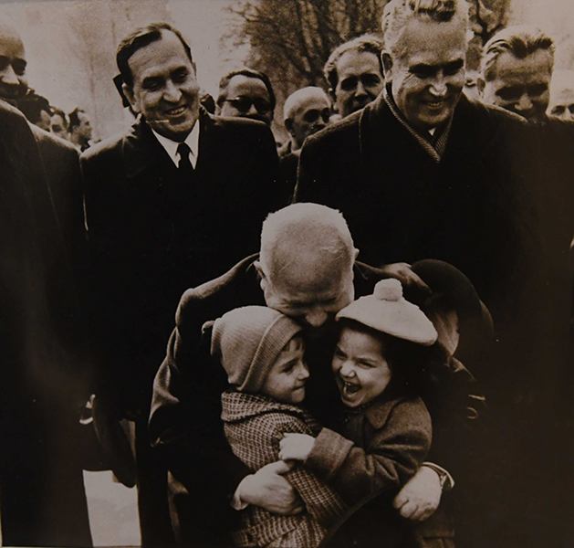 Khrushchev hugging children