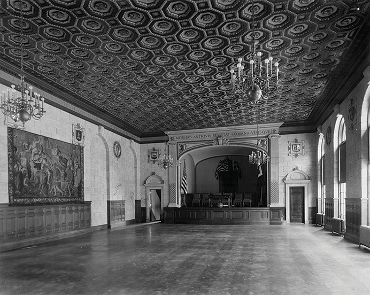 The auditorium, with its coffered, gilded ceiling, had windows only on Amsterdam Avenue, at one point; it did not open eastward. Image Courtesy of Historical Photograph Collection, Columbia University Archives Interior of an auditorium with gilded ceiling