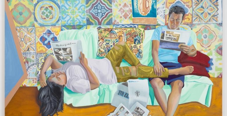 Las Talaveritas, Sunday Morning NYTimes (2016). Oil on linen. Image courtesy of Aliza Nisenbaum; Mary Mary, Glasgow A woman lies on a couch reading the newspaper, her feet across the lap of a man sitting next to her, also reading the newspaper
