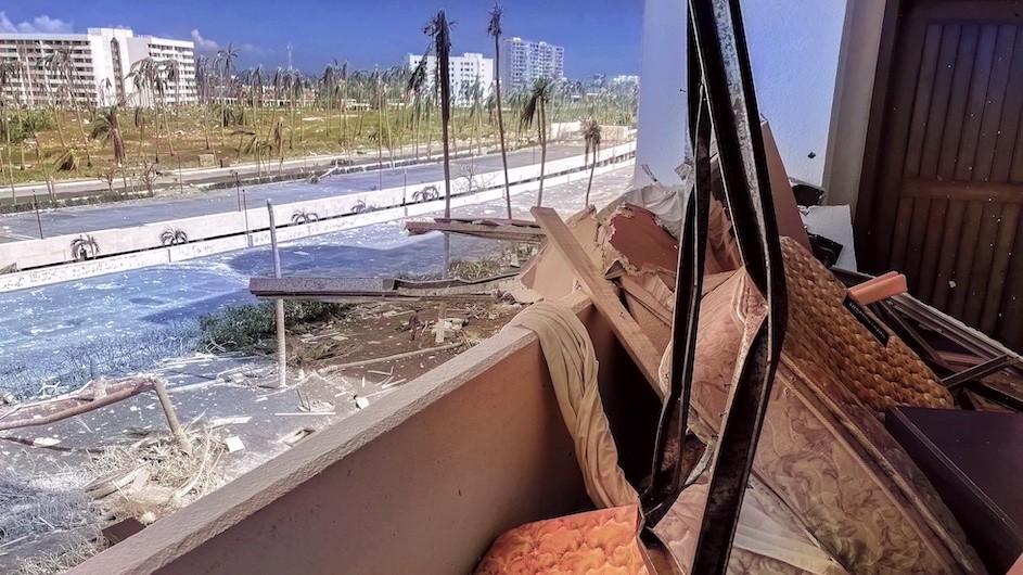  Image of damage from hurricane Otis at the Mexican port of Acapulco.