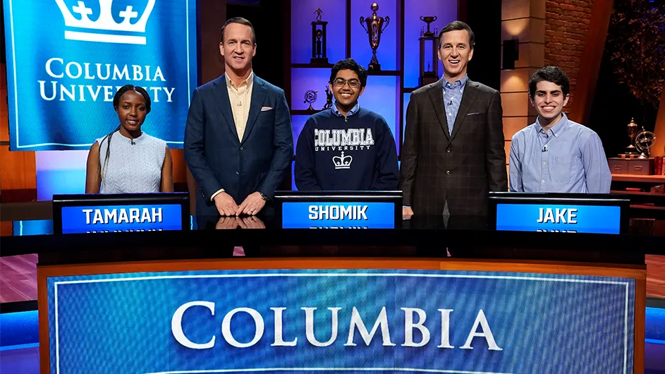 Tamarah Wallace, Peyton Manning, Shomik Ghose, Cooper Manning, and Jake Fisher competing on the College Bowl. 