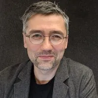 Dennis Tenen
