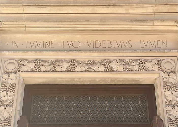 “In Lvmine Tvo Videbimvs Lvmen”