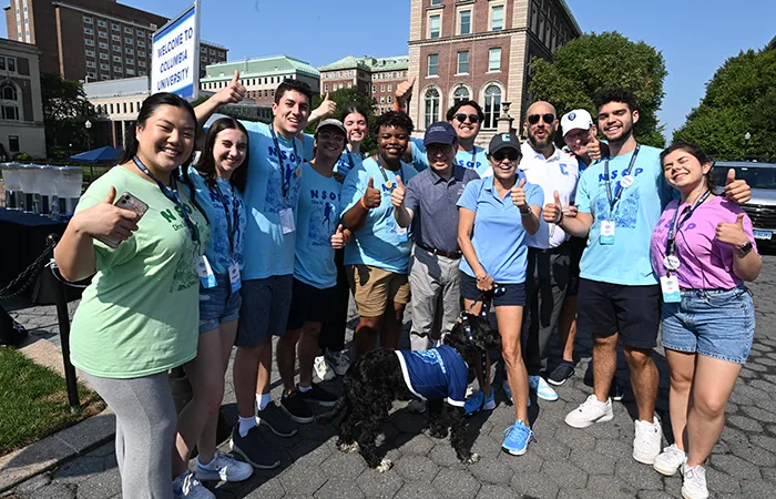 NSOP leaders, new students, Columbia Engineering Dean Shih-Fu Chang, Columbia College Dean Josef Sorett, and Interim President Katrina Armstrong pose during move-in and NSOP on College Walk