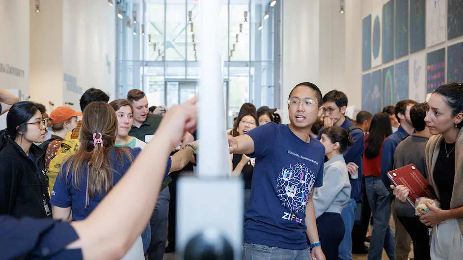 Kavli graduate student Tuan Nguyen of Columbia’s Center for Theoretical Neuroscience presents new research at ZIFest (Credit: Sirin Samman)
