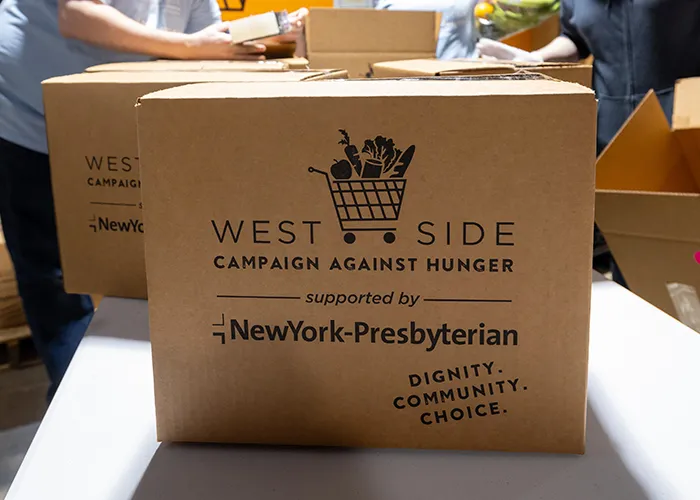 A Food FARMAcia home delivery box.