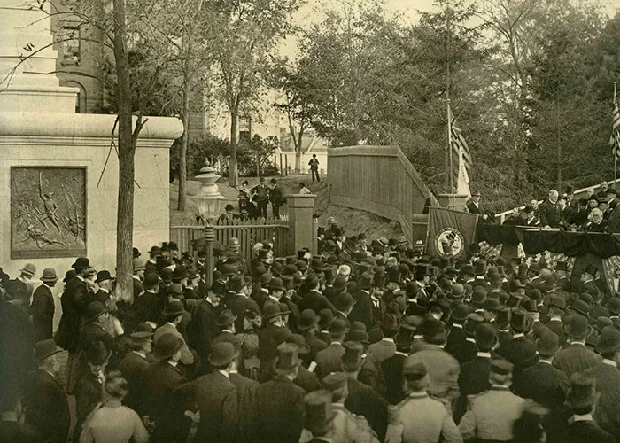 Detail from the photograph of the installation of the plaque commemorating the Battle of Harlem Heights, fought somewhere between where the Mathematics and Barnard are located today, October 1897.