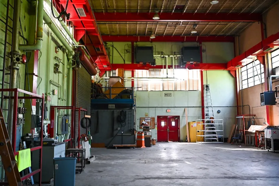 This warehouse-like high bay area has been used for the construction of large-scale experiments, like the recent GAPS experiment, a giant balloon that flew miles above Antarctica collecting data about the nature of dark matter. Columbia Engineering will soon rehabilitate a neighboring space and turn it into a robotics research facility.