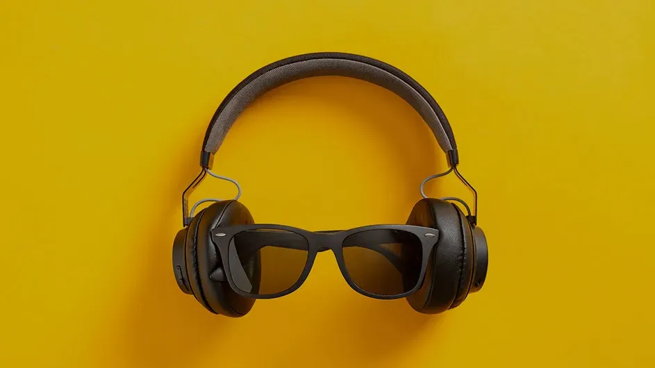 podcast headphones